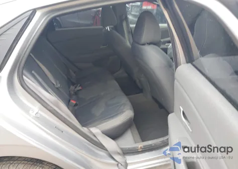 2021 Hyundai Elantra Sel z USA, uszkodzony, nr VIN 5NPLM4AG1MH030055